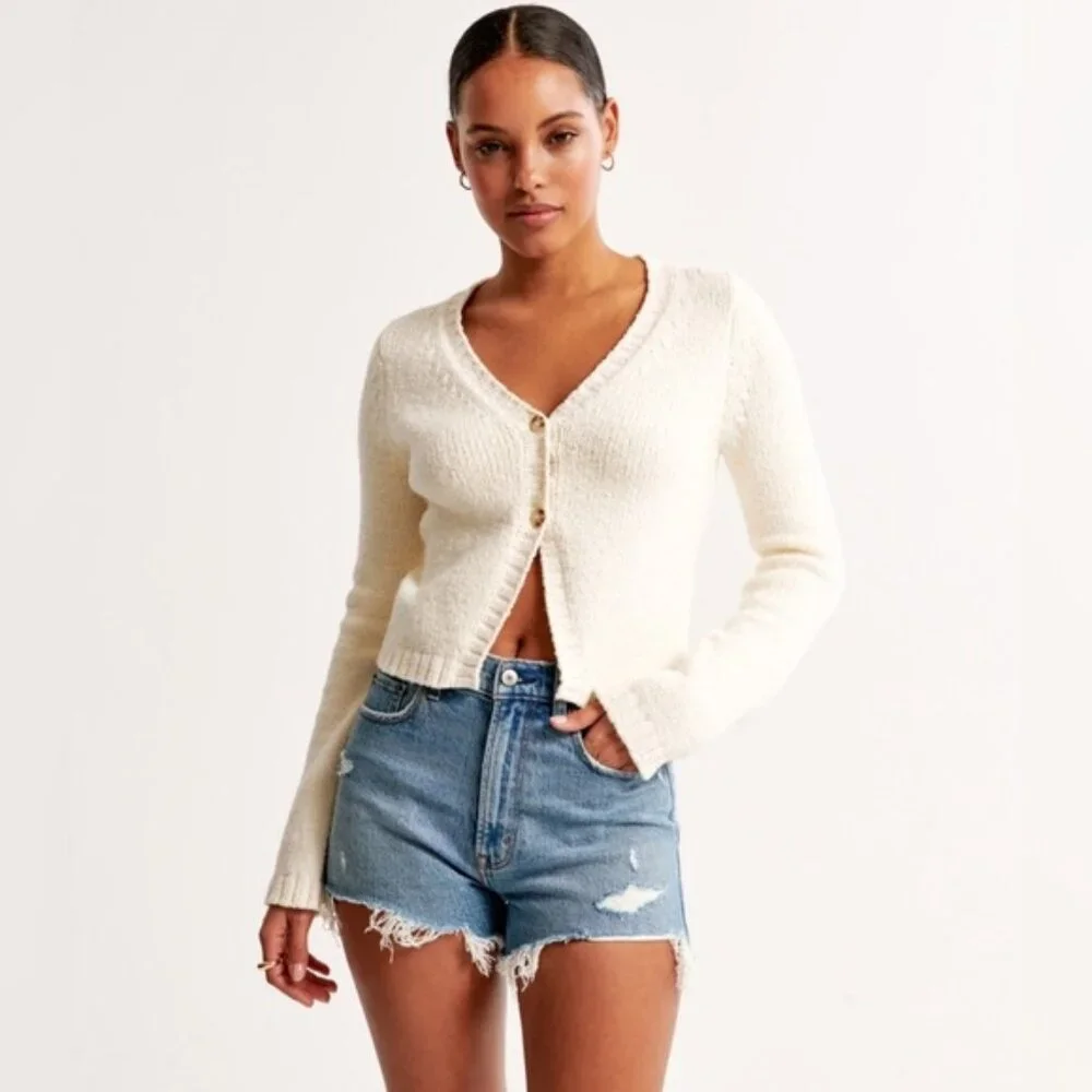 Abercrombie Curve Love The Mom High Rise Denim Short - Picture 5 of 7